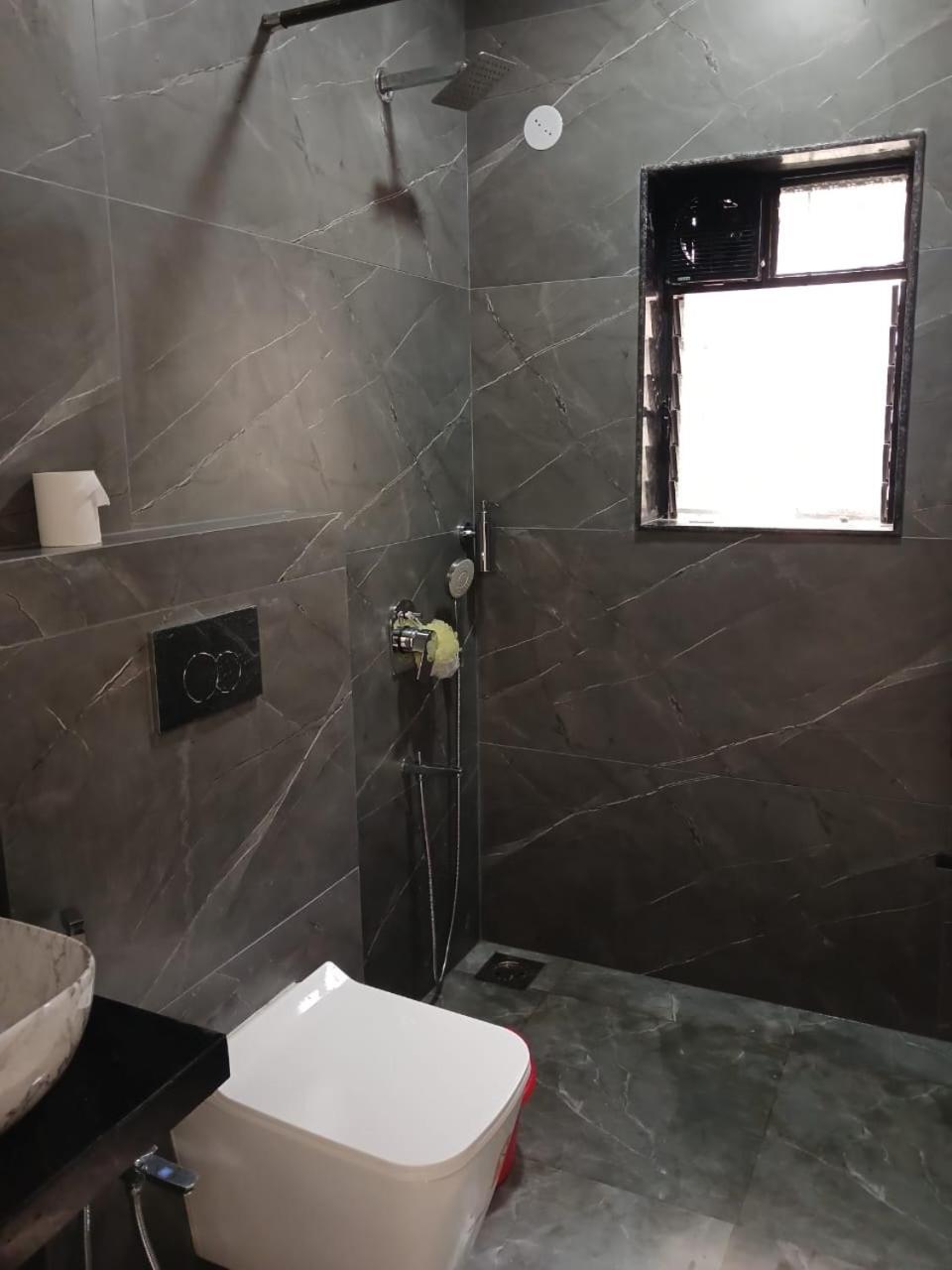 Mannat Villa With Swimming Pool And Garden لونافالا المظهر الخارجي الصورة